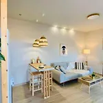 Boho Vibes Beachfront Detached House *