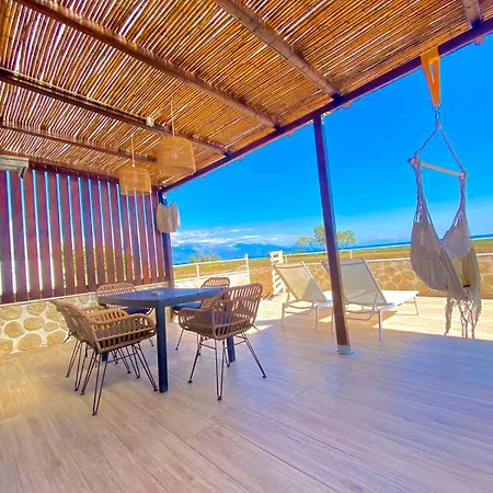 Holiday home Boho Vibes Beachfront Detached House *
