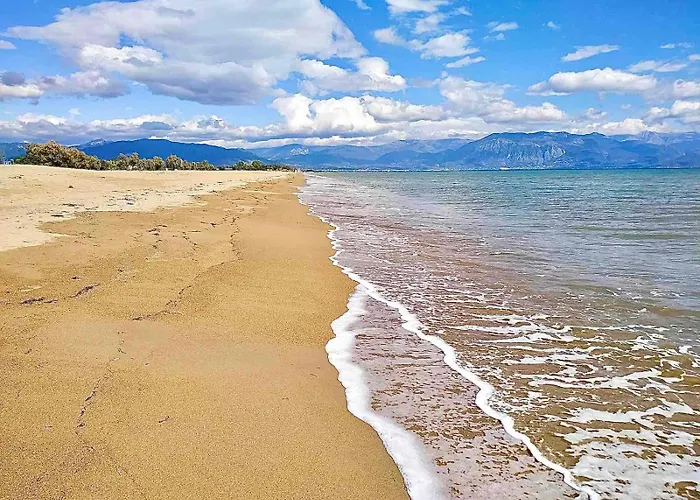 Dom wakacyjny Boho Vibes Beachfront Detached House