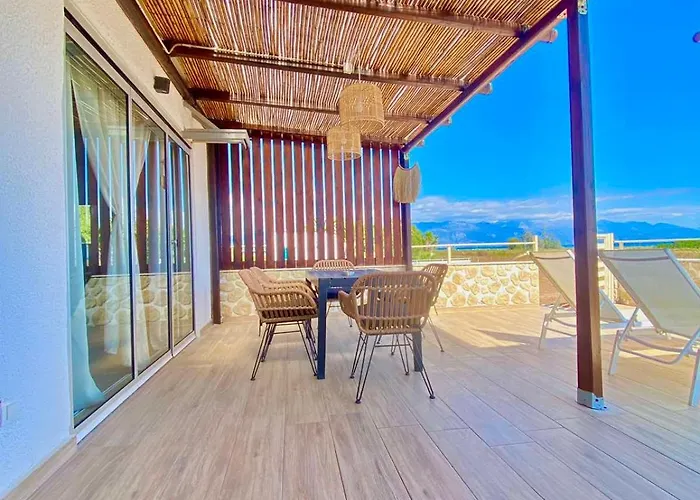 Dom wakacyjny Boho Vibes Beachfront Detached House *